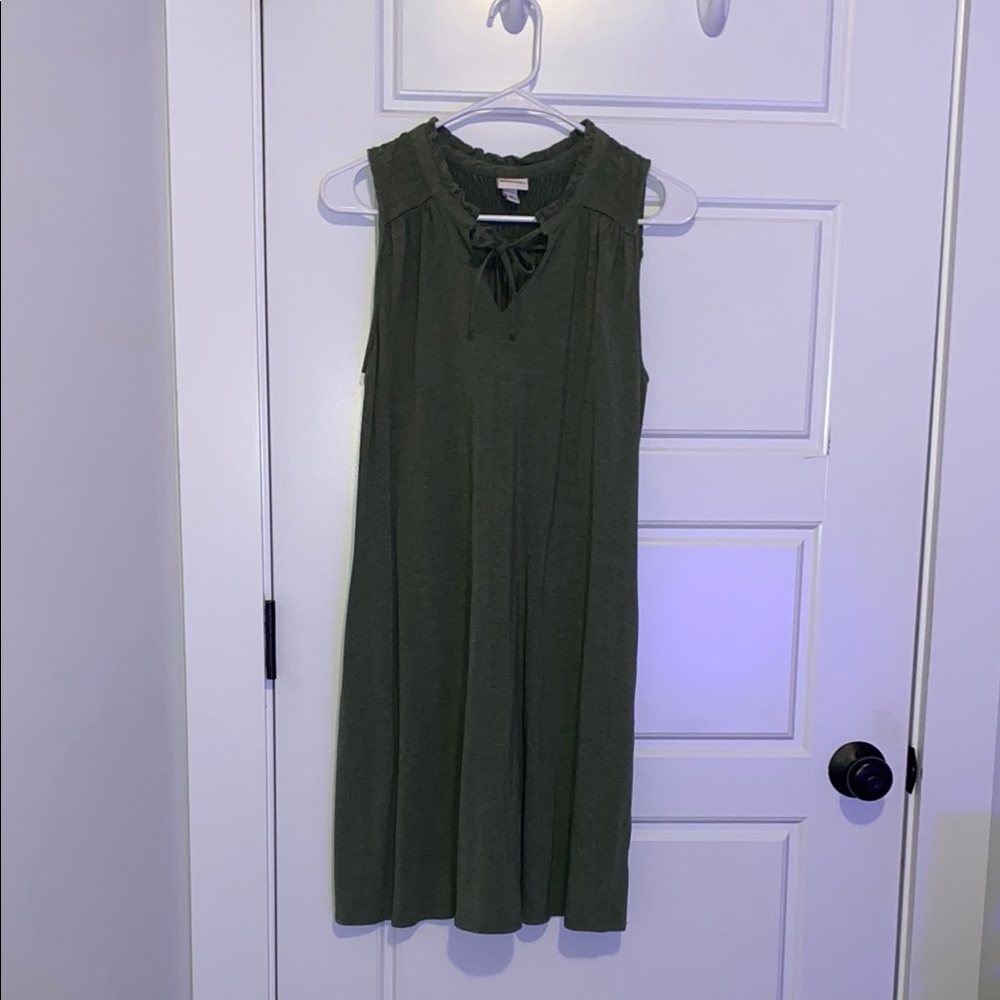 Sleeveless Green Dress